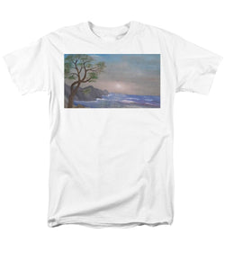 A Collection Of Children's Paintings From Ghettos In The Holocaust - Men's T-Shirt  (Regular Fit)